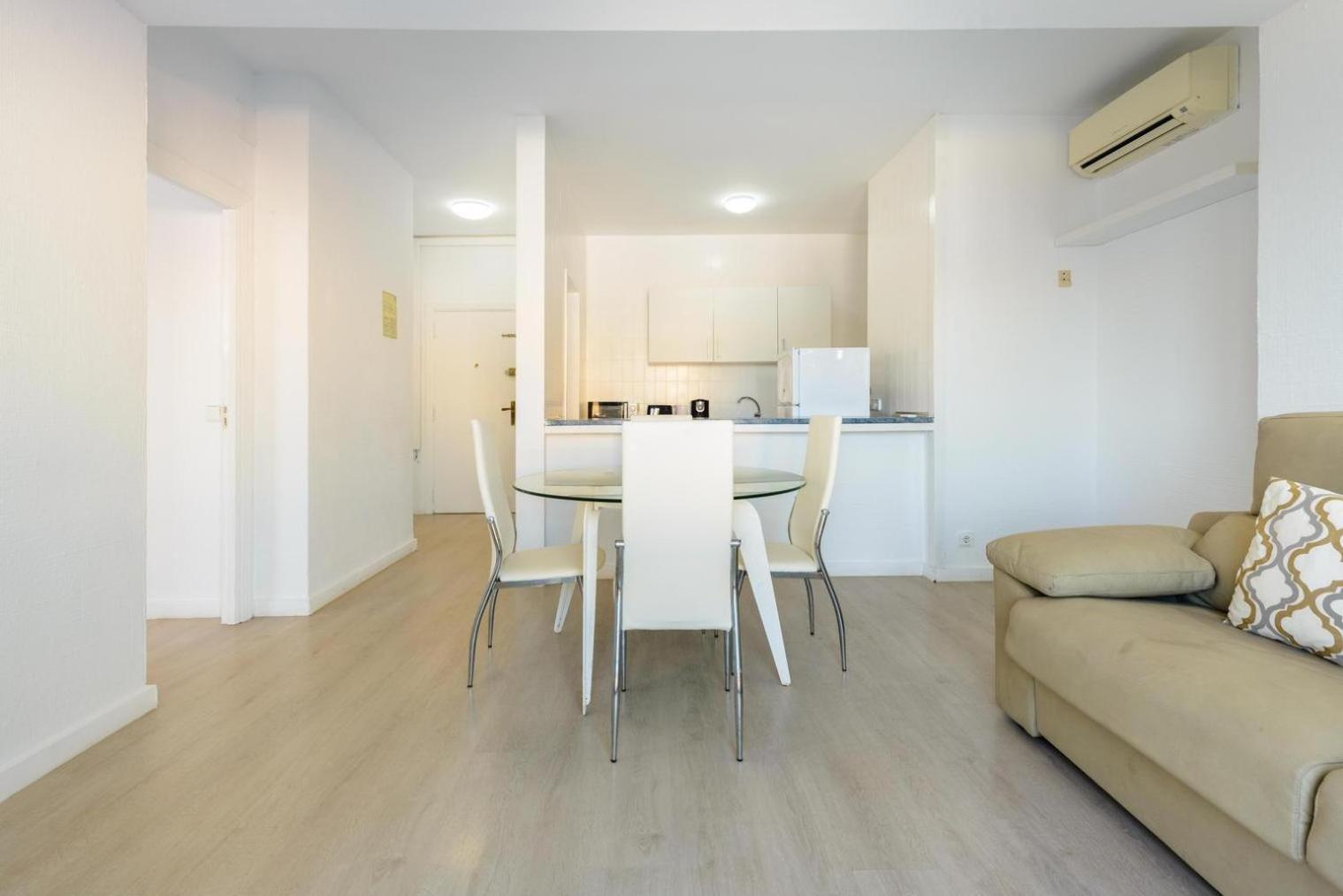 Jacaranda Apartments & Studios Es Cana Δωμάτιο φωτογραφία