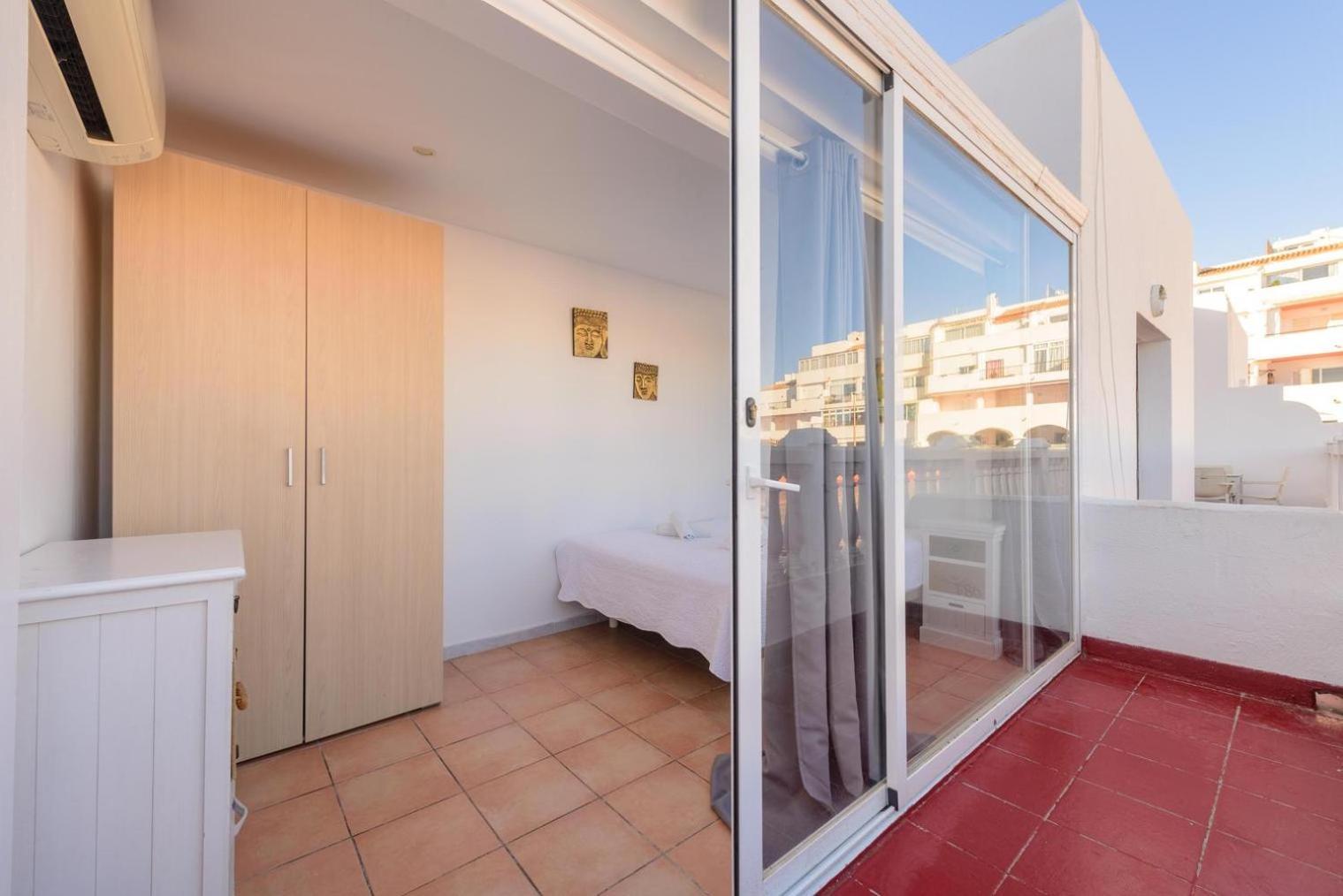 Jacaranda Apartments & Studios Es Cana Δωμάτιο φωτογραφία