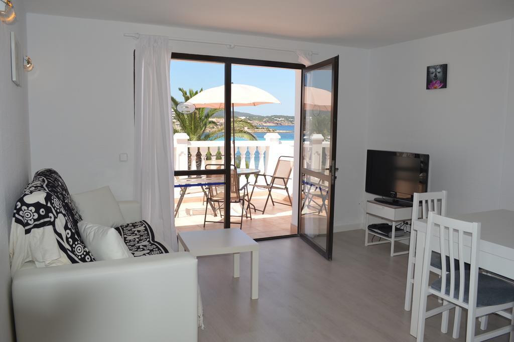 Jacaranda Apartments & Studios Es Cana Εξωτερικό φωτογραφία